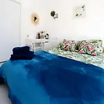 D'hotes Le Cocon De Lily Oda ve Kahvaltı Saint-Avit (Charente)