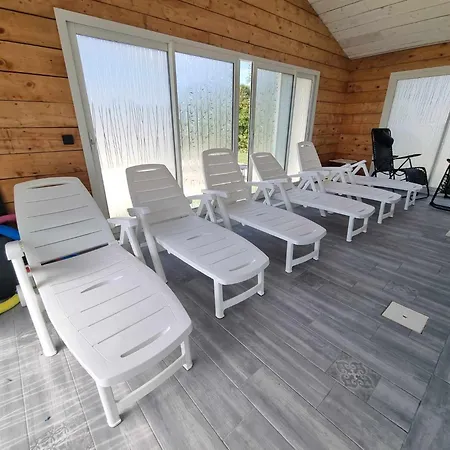 D'hotes Le Cocon De Lily Bed and Breakfast Saint-Savin (Gironde)