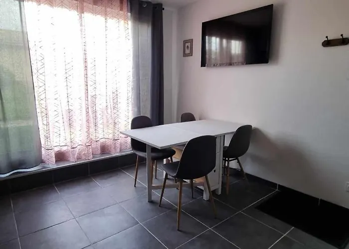 D'hotes Le Cocon De Lily Oda ve Kahvaltı 3*